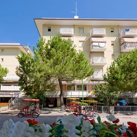 Condominio Ca' Bianca Apartmán *